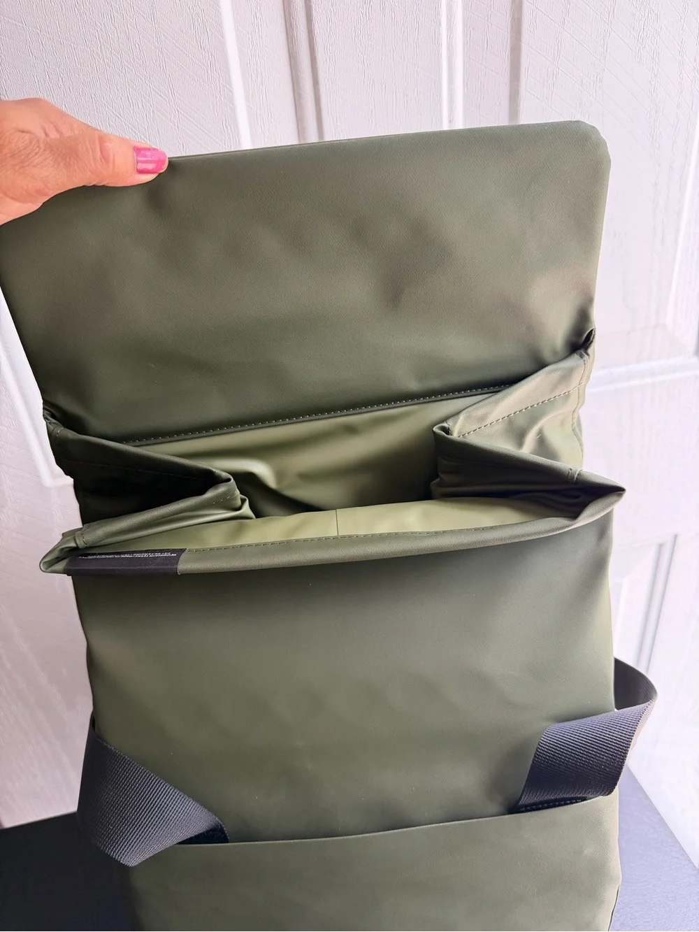 Yeti Olive Green Messenger Tote with Black Straps